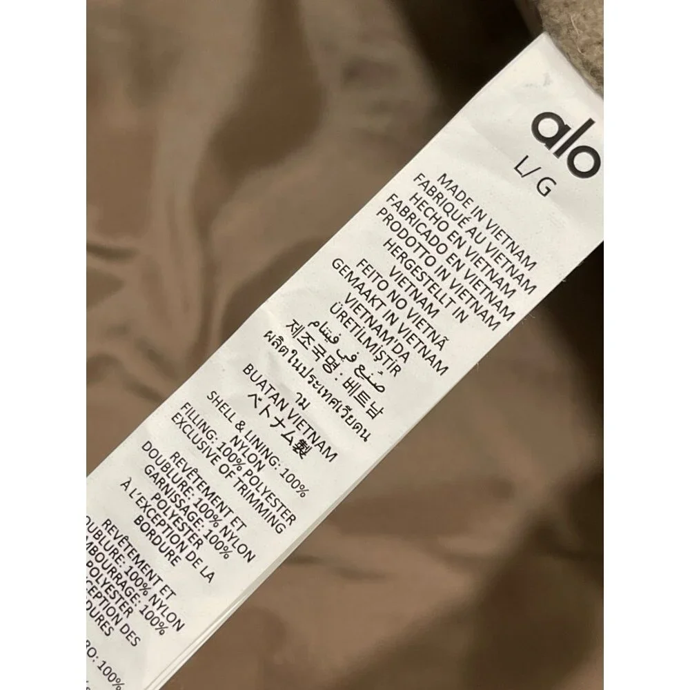 New Alo Womens Gold Rush Puffer Vest Hood Light Cocoa Size Large - Picture 10 of 10